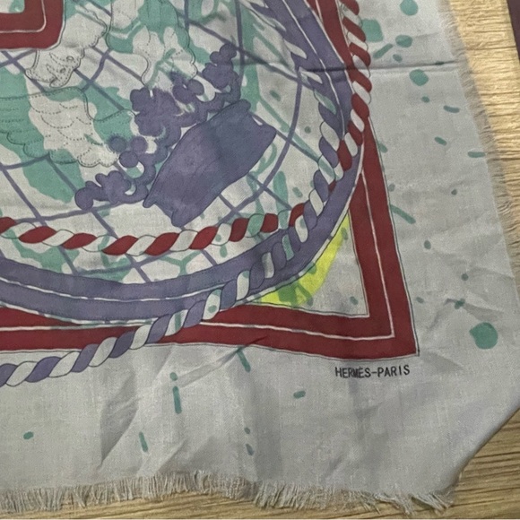 Hermes Multicolor vintage Scarf - Picture 2 of 4